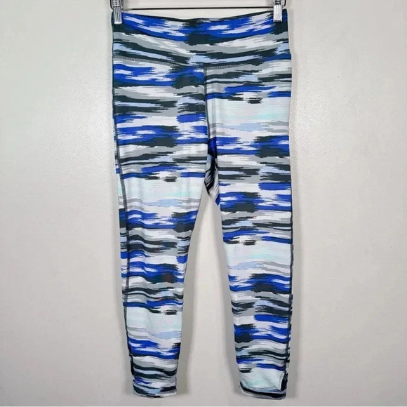 Aerie Womens Size Medium Activewear Compression Capri Legging - Picture 2 of 13